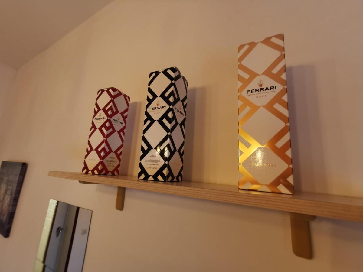 La Casa Di Jennifer Apartment Парма Екстериор снимка